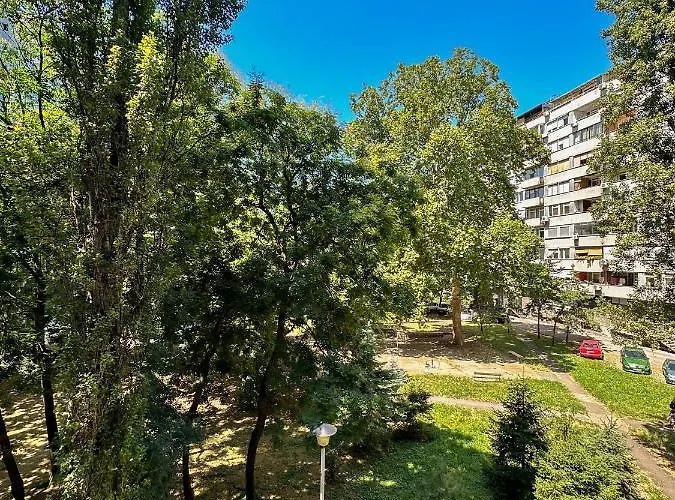 Nbg Parkview Apartment